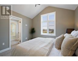 9 TWYNSTRA STREET - 22