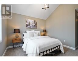 9 TWYNSTRA STREET - 23