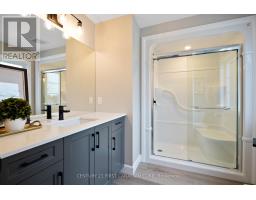 9 TWYNSTRA STREET - 24