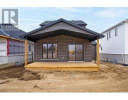9 TWYNSTRA STREET - 34