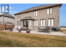 2217 DAUNCEY CRESCENT - 40