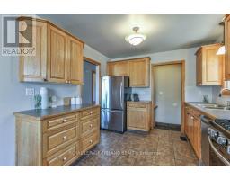 92 SNOWDON CRESCENT - 11