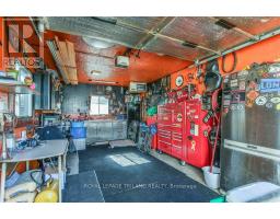 92 SNOWDON CRESCENT - 31