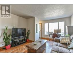 92 SNOWDON CRESCENT - 7