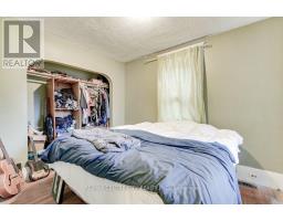 781 DUFFERIN AVENUE - 15