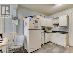 781 DUFFERIN AVENUE - 16