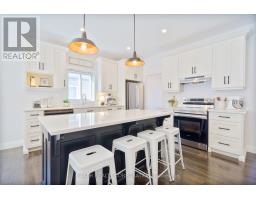 339 OAK STREET W - 9