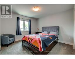 2 - 2810 SHEFFIELD PLACE - 37