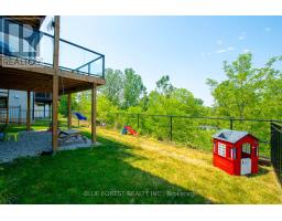 2 - 2810 SHEFFIELD PLACE - 40