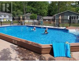 51 - 22790 AMIENS ROAD - 32