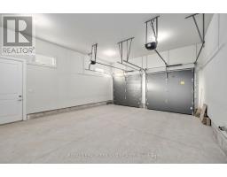 64 ACORN TRAIL - 15