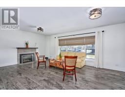 891 RIVERSIDE DRIVE - 8