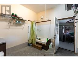 10086 HEDLEY DRIVE - 44