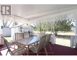 313 PINETREE LANE - 32