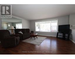 313 PINETREE LANE - 7