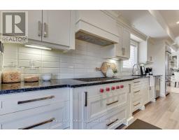 239 TECUMSEH AVENUE E - 14