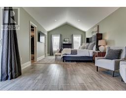 239 TECUMSEH AVENUE E - 31