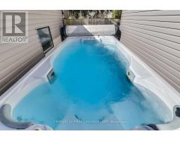 239 TECUMSEH AVENUE E - 42