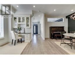 239 TECUMSEH AVENUE E - 9