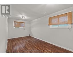 105 KLEINFELDT AVENUE - 16