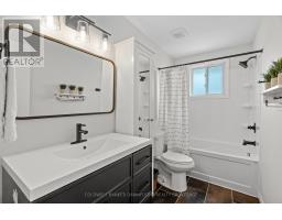 105 KLEINFELDT AVENUE - 19