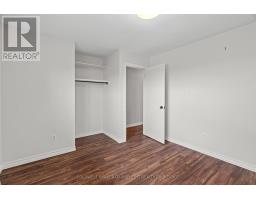 105 KLEINFELDT AVENUE - 22