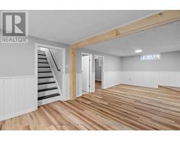 105 KLEINFELDT AVENUE - 24