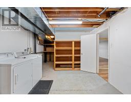 105 KLEINFELDT AVENUE - 36