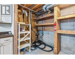 105 KLEINFELDT AVENUE - 37