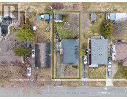 105 KLEINFELDT AVENUE - 4
