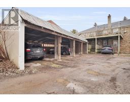 137 WINDSOR CRESCENT - 19