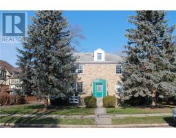 137 WINDSOR CRESCENT - 3
