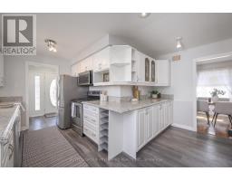 144 MERIDENE CRESCENT W - 12