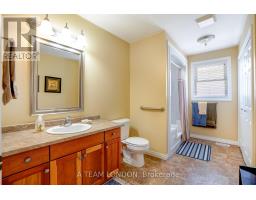 244 SYDENHAM STREET E - 19