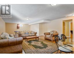 244 SYDENHAM STREET E - 23