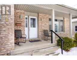 244 SYDENHAM STREET E - 4