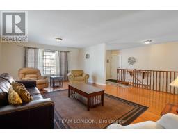 244 SYDENHAM STREET E - 7