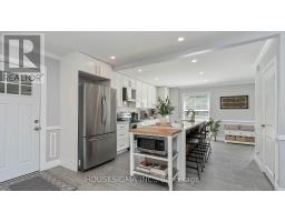 17 HUNT VILLAGE CRESCENT - 11