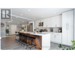 17 HUNT VILLAGE CRESCENT - 12