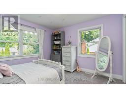 17 HUNT VILLAGE CRESCENT - 21