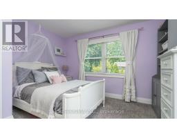 17 HUNT VILLAGE CRESCENT - 22