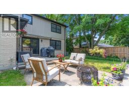 17 HUNT VILLAGE CRESCENT - 35