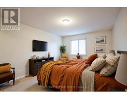 310 - 733 DEVERON CRESCENT - 9
