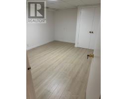 264 TROTT DRIVE - 22
