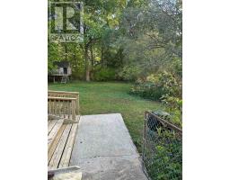 264 TROTT DRIVE - 33