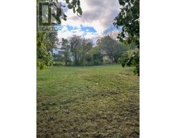 264 TROTT DRIVE - 38