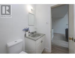696 VILLAGE GREEN AVENUE - 32