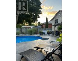 691 ALGOMA AVENUE - 29
