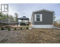 A22 - 4838 SWITZER DRIVE - 13