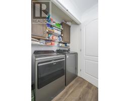 A22 - 4838 SWITZER DRIVE - 32